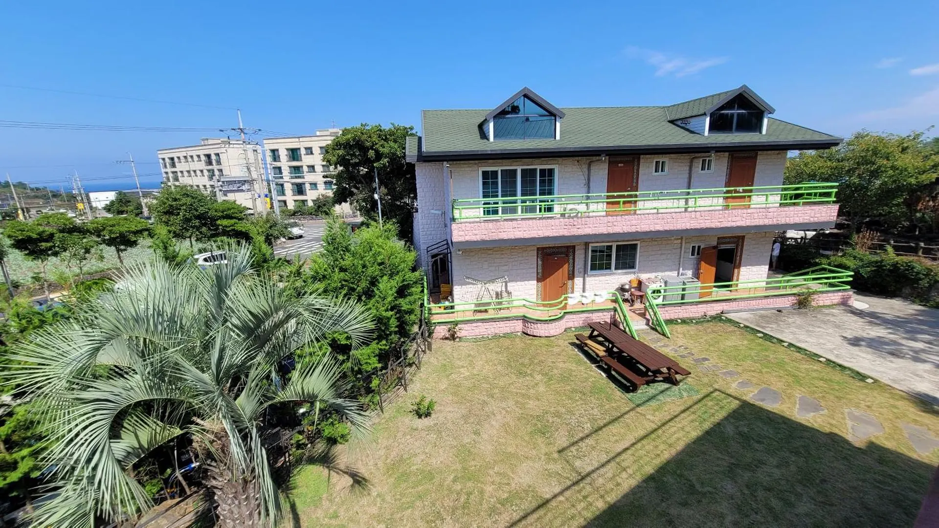 Motel Aewol Yeonhwachon Pension Jeju