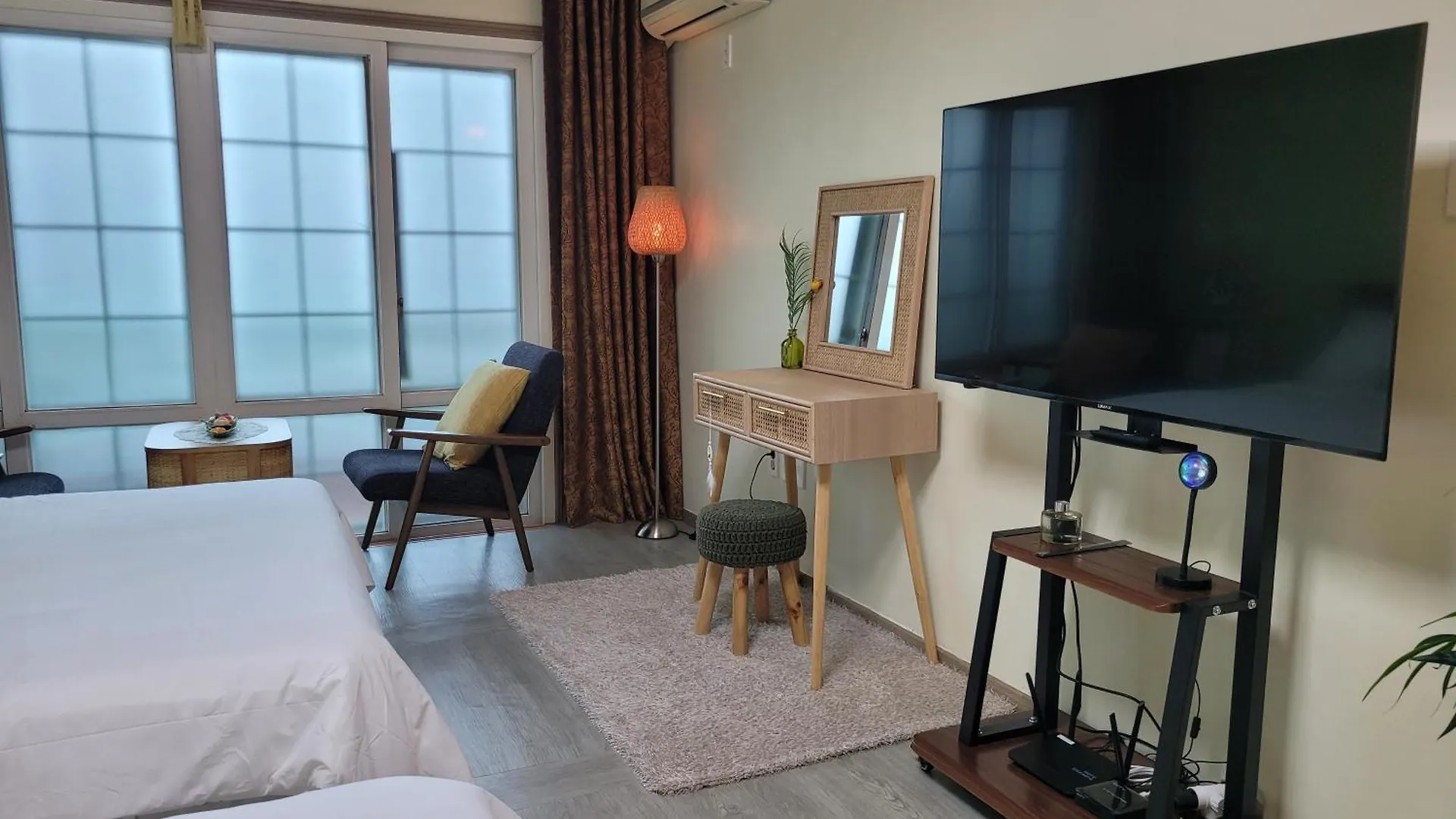 Motel Aewol Yeonhwachon Pension Jeju